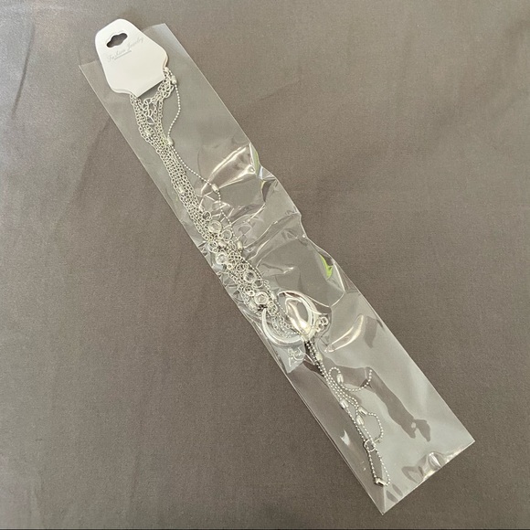 Silver Witchy Moon and Gem Necklace - Picture 3 of 4